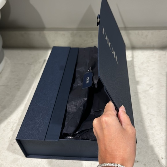 Dior box’s solofficialkw.com